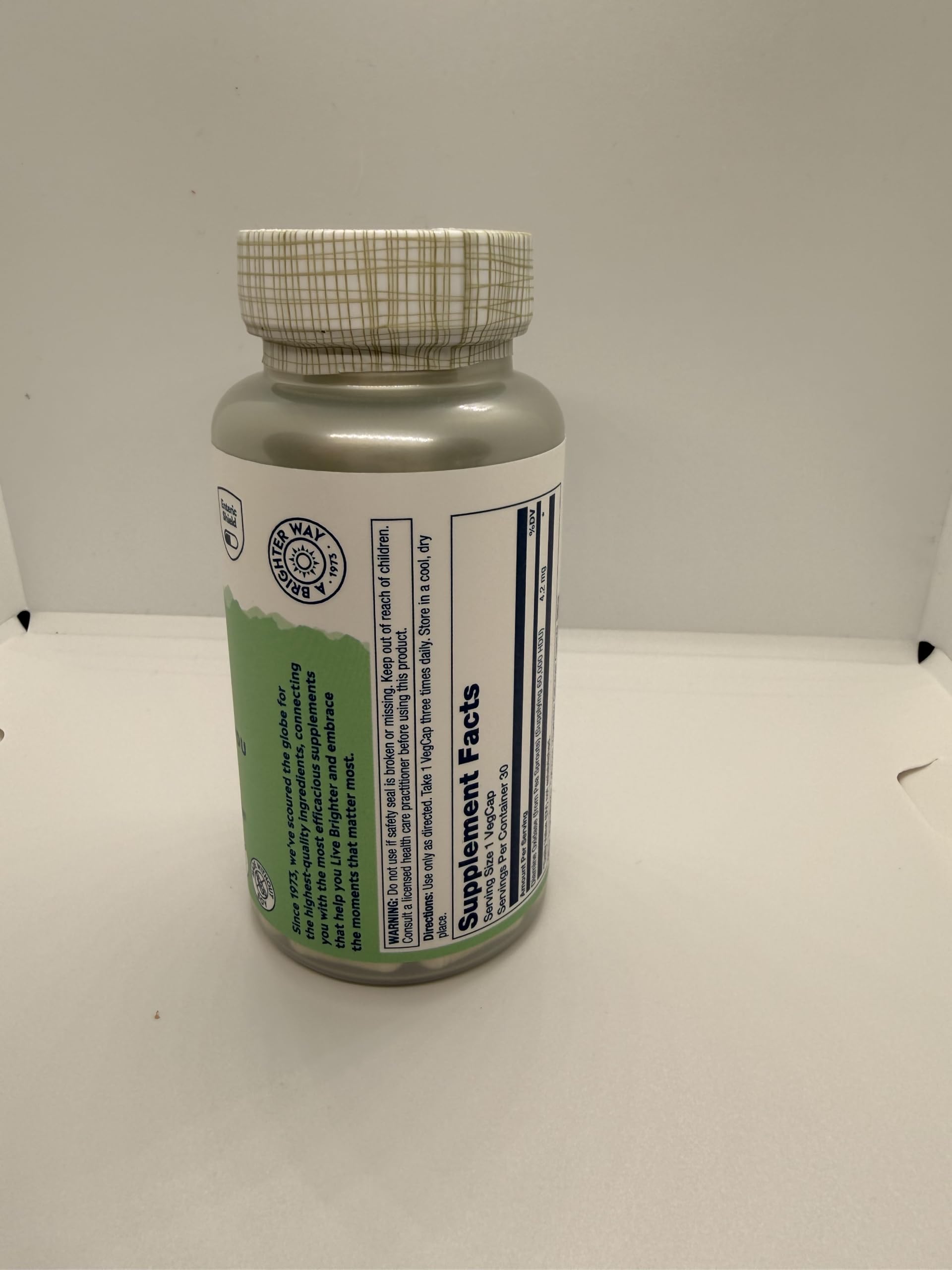 SOLARAY cápsula tomada junto a una comida para uso práctico
