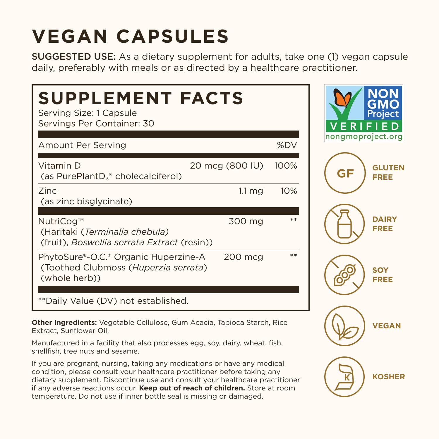 Solgar cápsula vegana en primer plano indicando textura y fácil ingestión