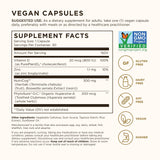 Solgar cápsula vegana en primer plano indicando textura y fácil ingestión