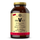 Solgar frasco frontal con Formula VM-75 mostrando tamaño y beneficios veganos