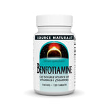 Source Naturals botella frontal con etiqueta clara mostrando benfotiamina 150 mg y beneficio de absorción
