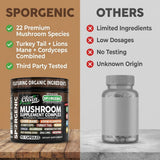 Clean Nutraceuticals cápsula junto a una moneda para referencia tamaño