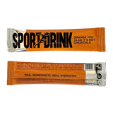 Sport Drink stickpack en mano listo para usar, práctico y compostable