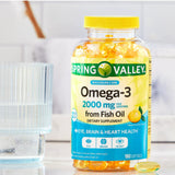 Cápsulas en mano mostrando escala del producto Spring Valley y cantidad para uso prolongado