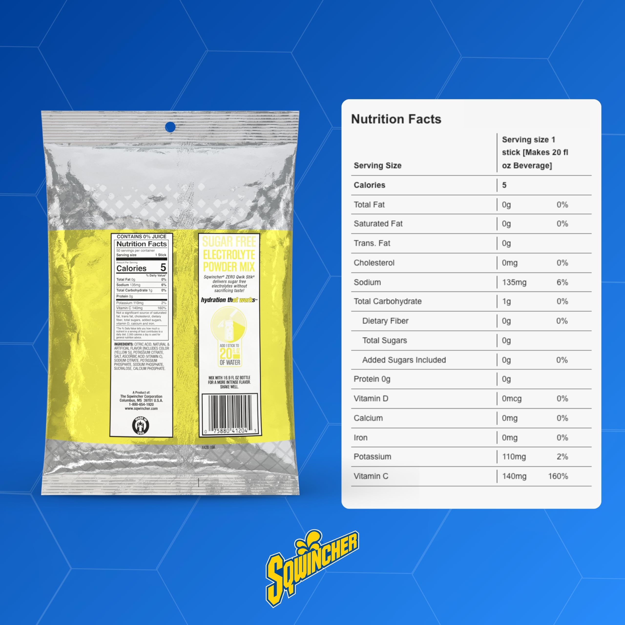 Sqwincher comparación de tamaño del sobre junto a botella para escala