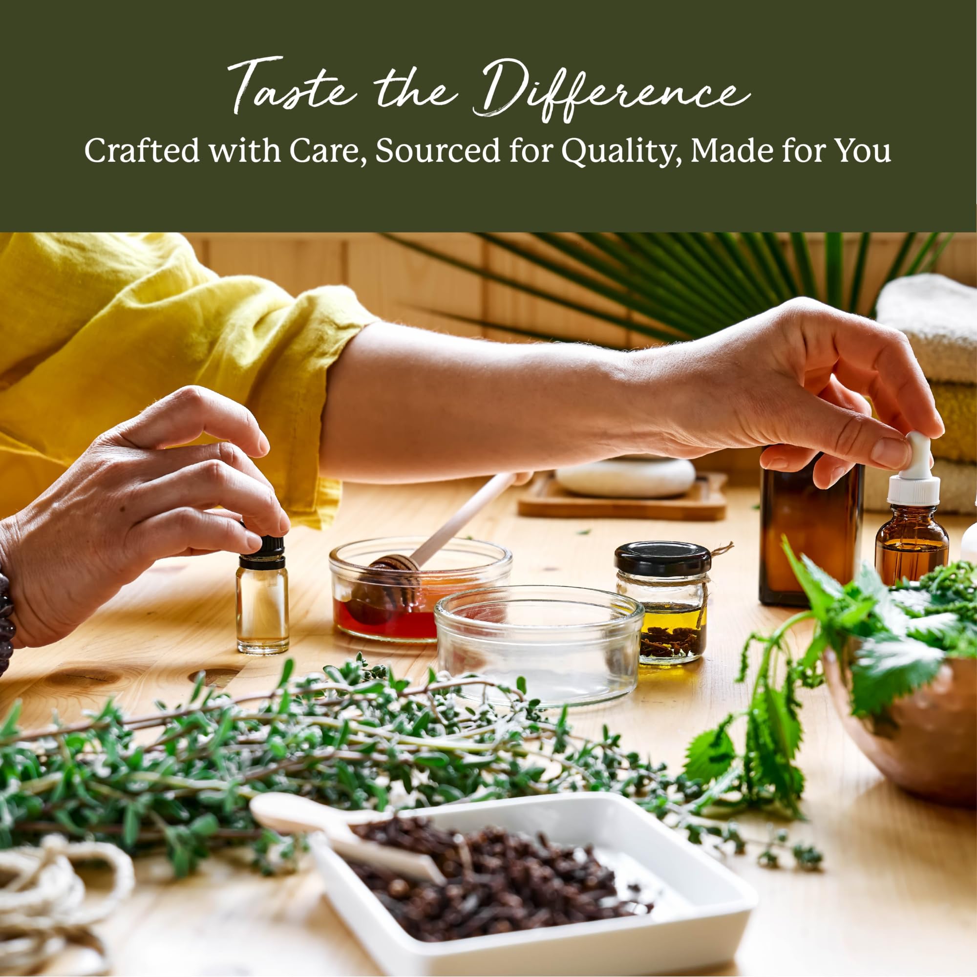 Starwest Botanicals comparación de tamaño con cuchara para dosificación clara