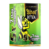 Stinger Detox detalle textura del líquido lima enfatizando concentración y pureza