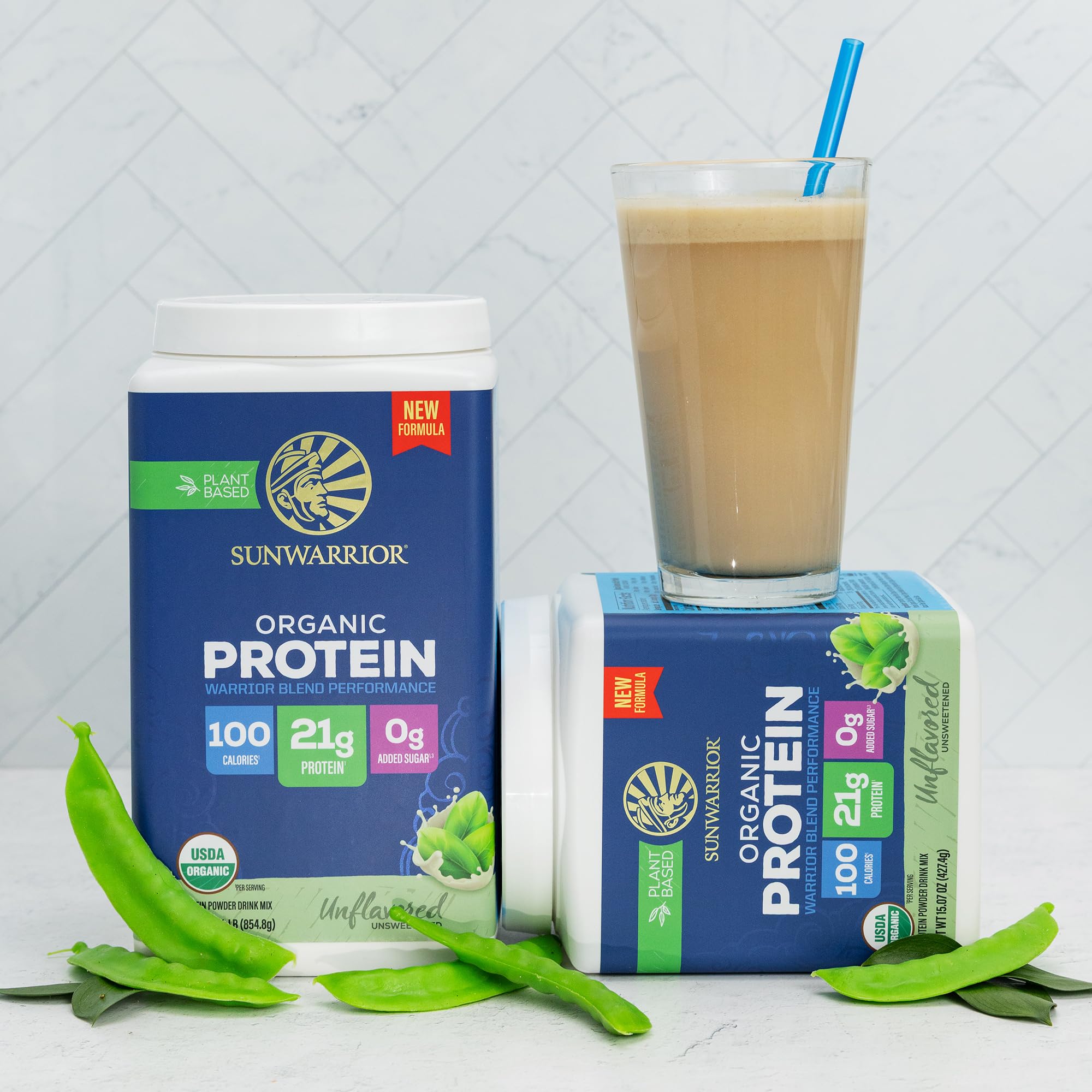 Sunwarrior preparación de smoothie en cocina, integración sencilla en recetas diarias