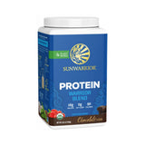 Sunwarrior tazón con ingredientes naturales como goji, coco y proteína vegetal
