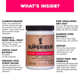 Superieur etiqueta que destaca ingredientes naturales y minerales
