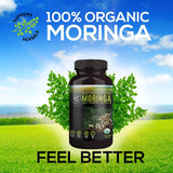 SUPREME HERBALS cápsulas en mano mostrando tamaño y facilidad de uso diario