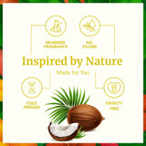 Aplicación del aceite SVA ORGANICS en la palma, facilita masaje y nutrición inmediata