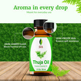 SVA ORGANICS frasco Thuja junto a objetos para comparar tamaño real