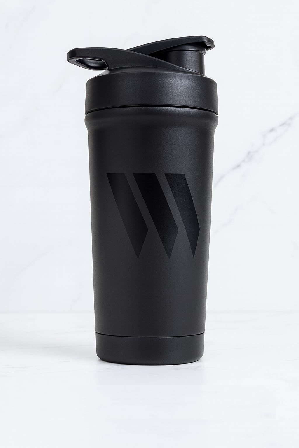 Swolverine botella frontal negra mostrando diseño elegante y durabilidad