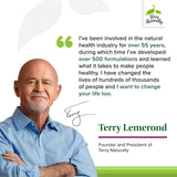 Terry Naturally producto en cocina con alimentos sugiriendo uso con comida