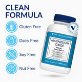 The Vitamin Shoppe primer plano de cápsula mostrando textura y fácil ingestión