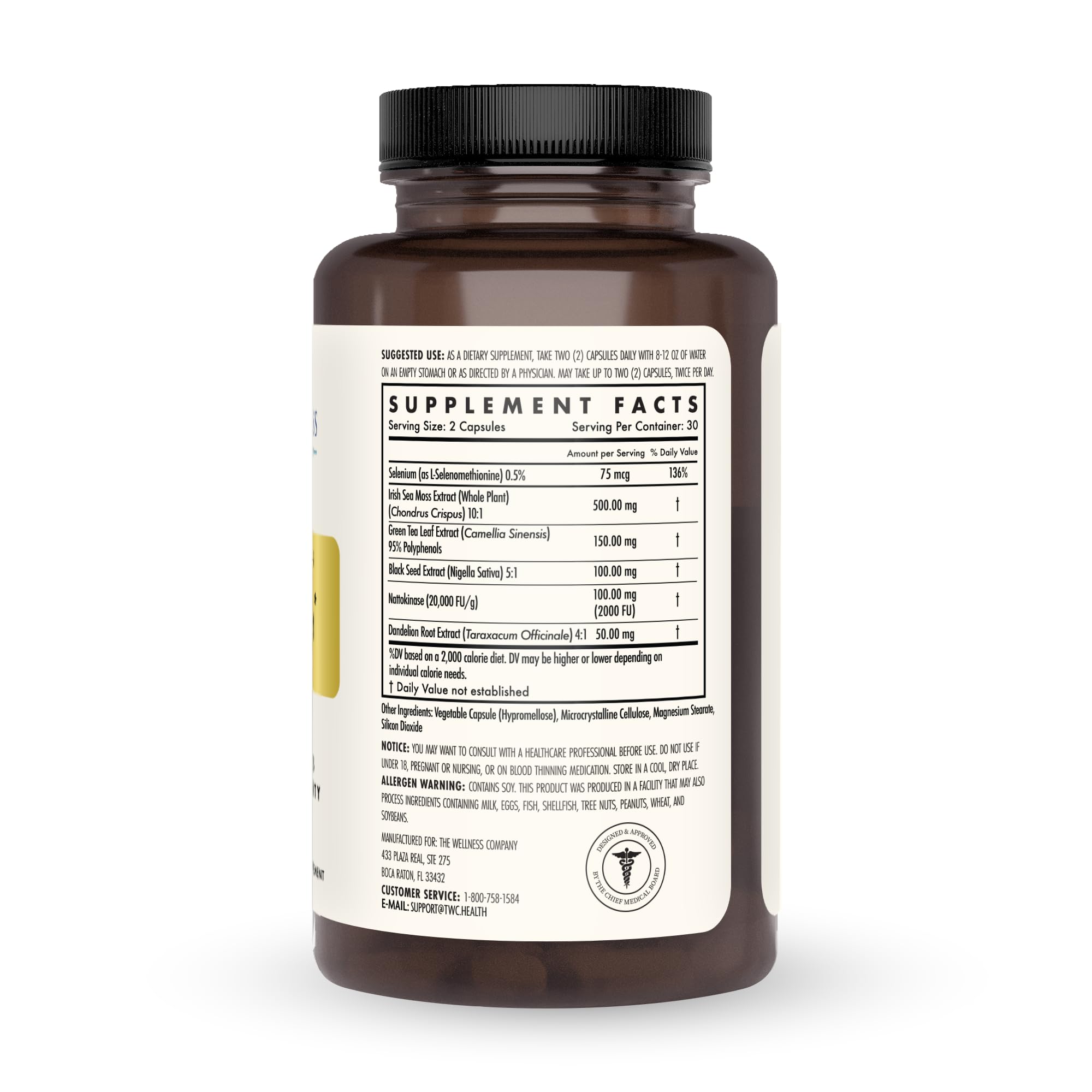 The Wellness Company cápsulas en mano para comparar tamaño y dosificación