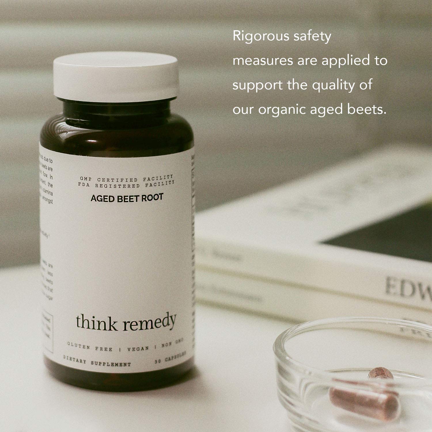 Think Remedy embalaje ecológico resaltando sostenibilidad y retiro seguro