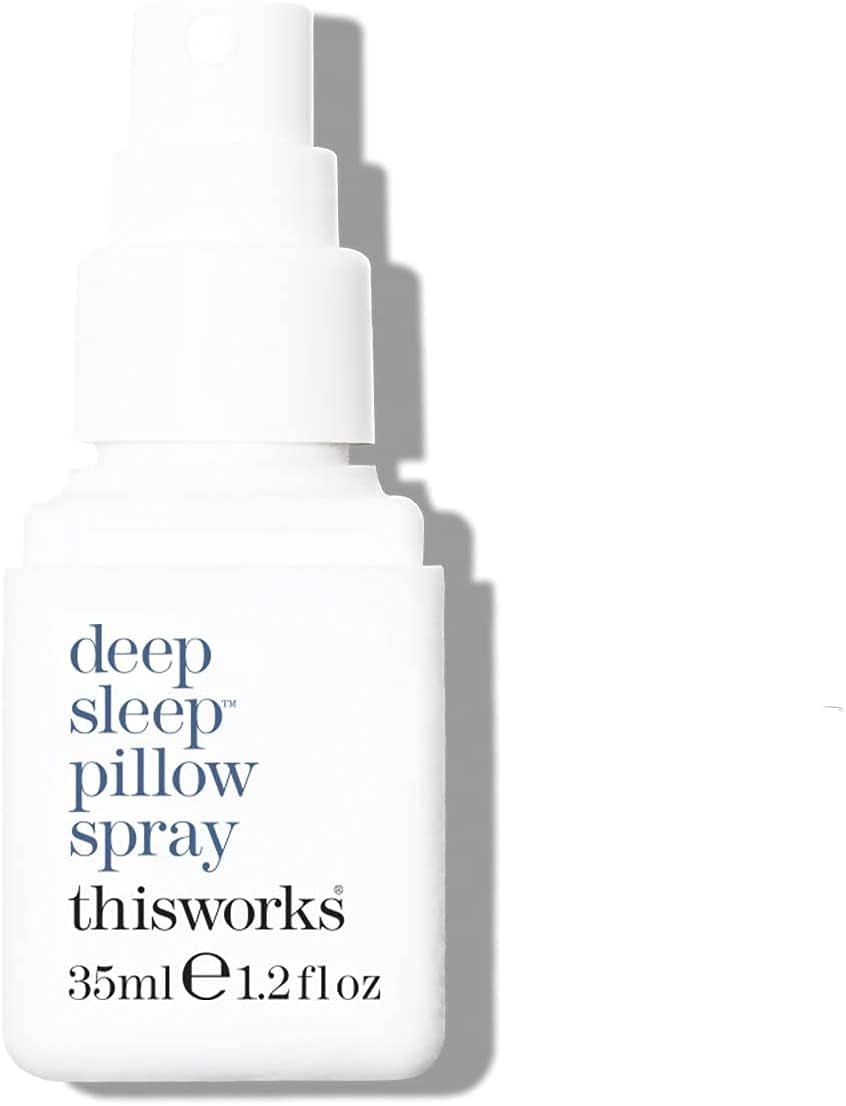THISWORKS ambiente de dormitorio con luz tenue promoviendo descanso