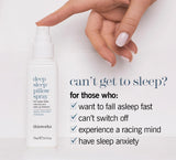THISWORKS spray aplicado sobre almohada creando ambiente calmado