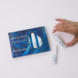 THISWORKS ambiente de dormitorio con spray aplicado, transmite relajación