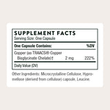 THORNE cápsula abierta del Copper Bisglycinate mostrando tamaño y facilidad de ingestión