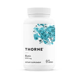 THORNE envase frontal de biotina mostrando marca y dosis, confianza y pureza