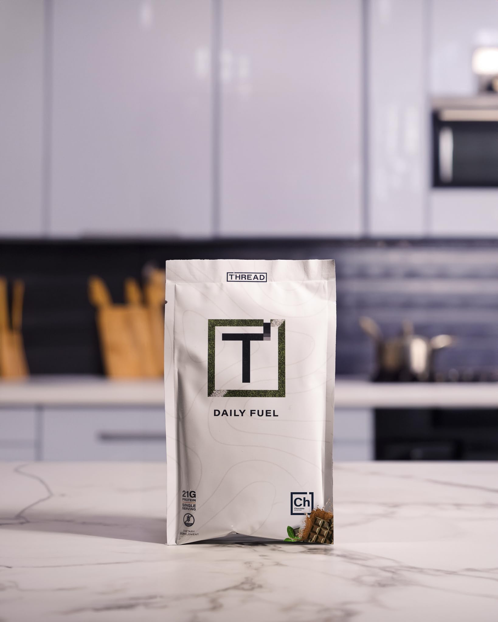 THREAD batido en mesa de desayuno para rutina diaria equilibrada