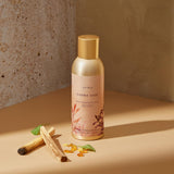 Thymes Sienna Sage detalle del vapor y textura para difusión uniforme