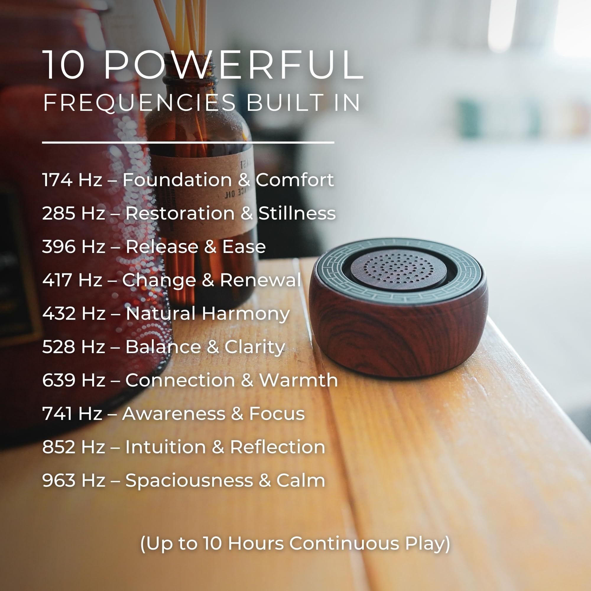 Auriculares incluidos con TŌNEM para escucha privada y cómoda