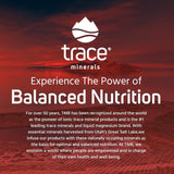 Escena de estilo de vida con Trace Minerals en mesa, sugiere uso diario sencillo