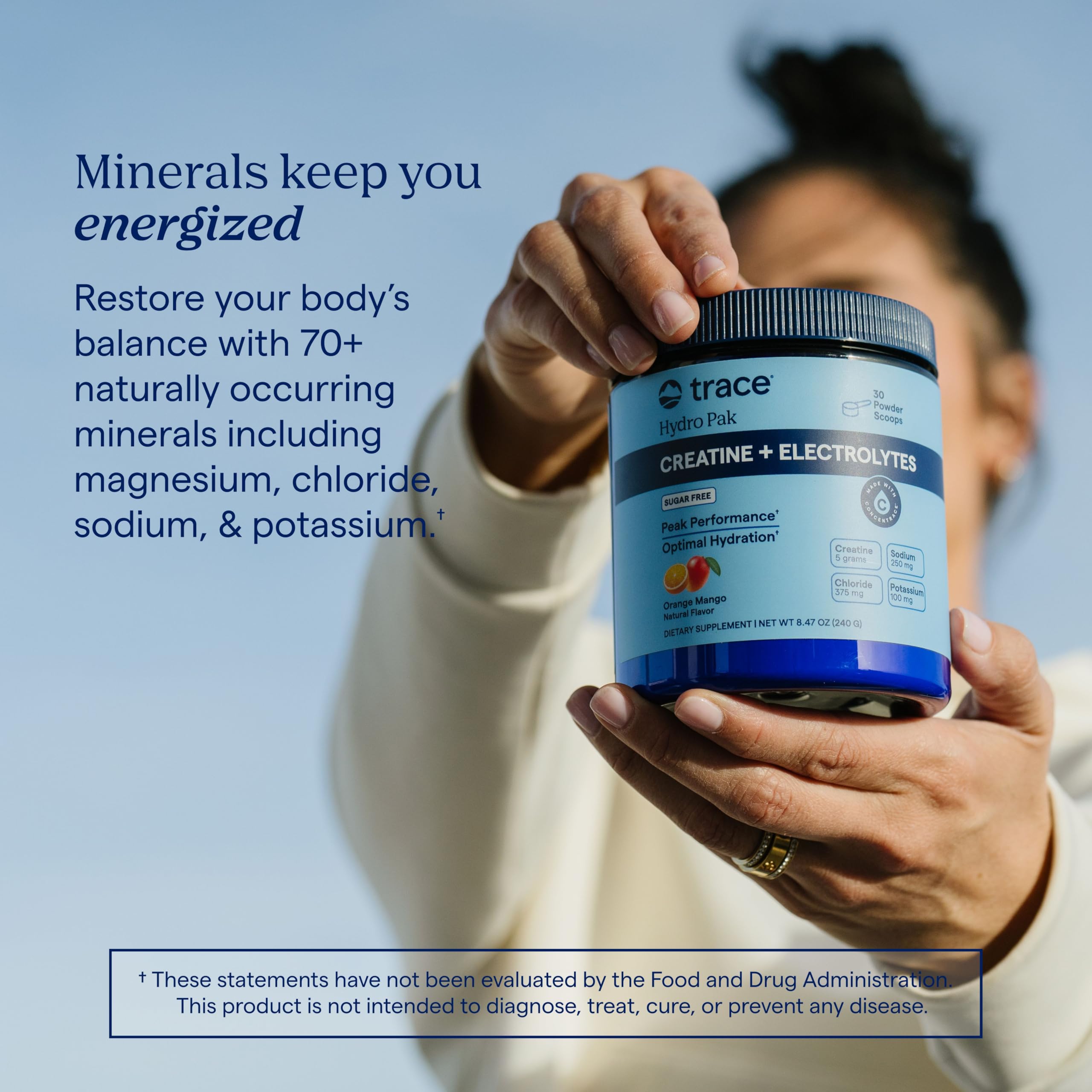 Trace Minerals cucharilla con porción que muestra dosificación y facilidad de uso