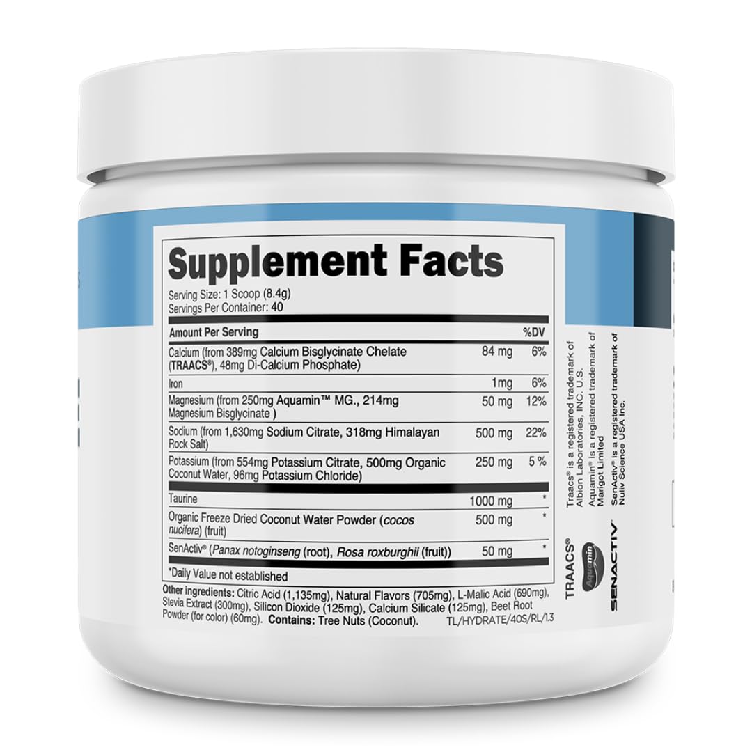 Mezclador portátil con Transparent Labs Hydrate listo para llevar al gimnasio