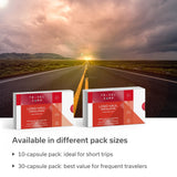 Escenario de viajero usando TRAVELSANA con piernas relajadas y confort