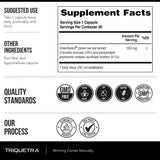 Triquetra Health suplemento junto a ropa deportiva indicando apoyo al ejercicio