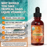 Tropical Oasis familia usando gotas para una toma sencilla