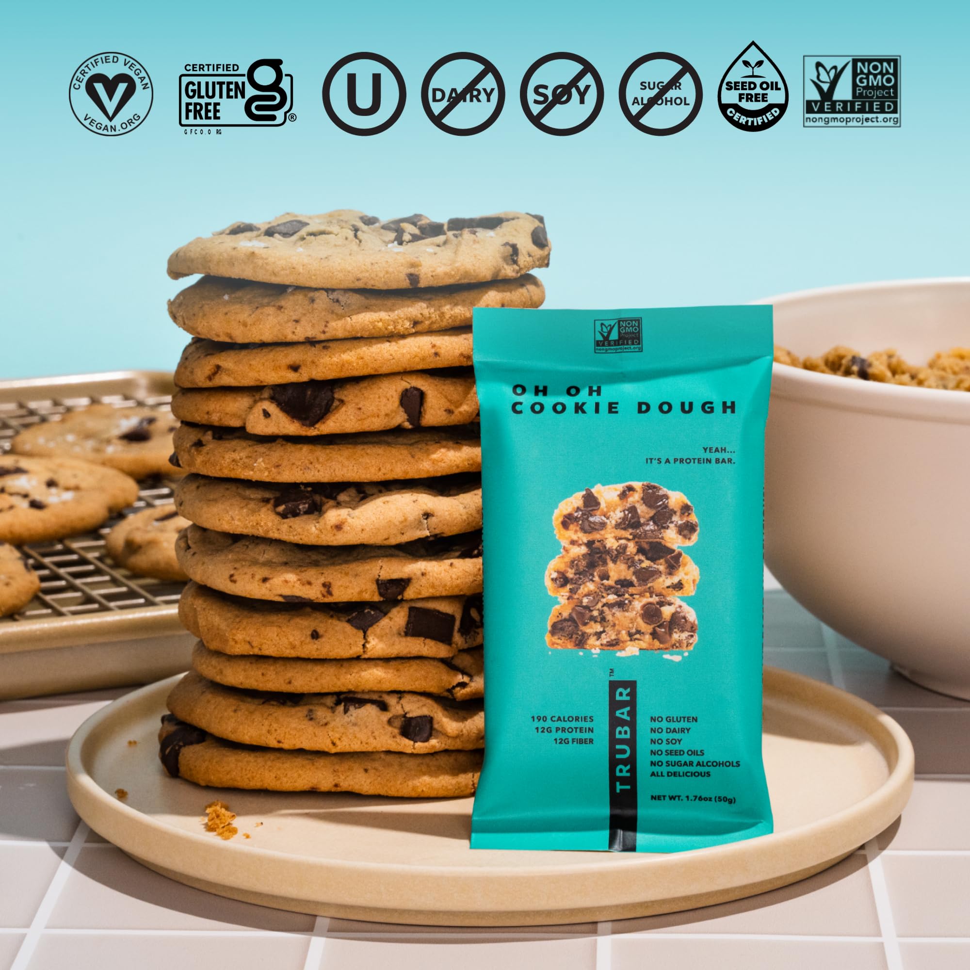 TRUBAR barra servida en bol con fruta ideal para desayuno saludable