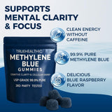 TRUEHEALTHIC gomita en mano muestra textura masticable y sabor agradable