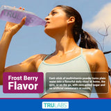TRULABS bebida preparada en vaso con color berry y sabor refrescante