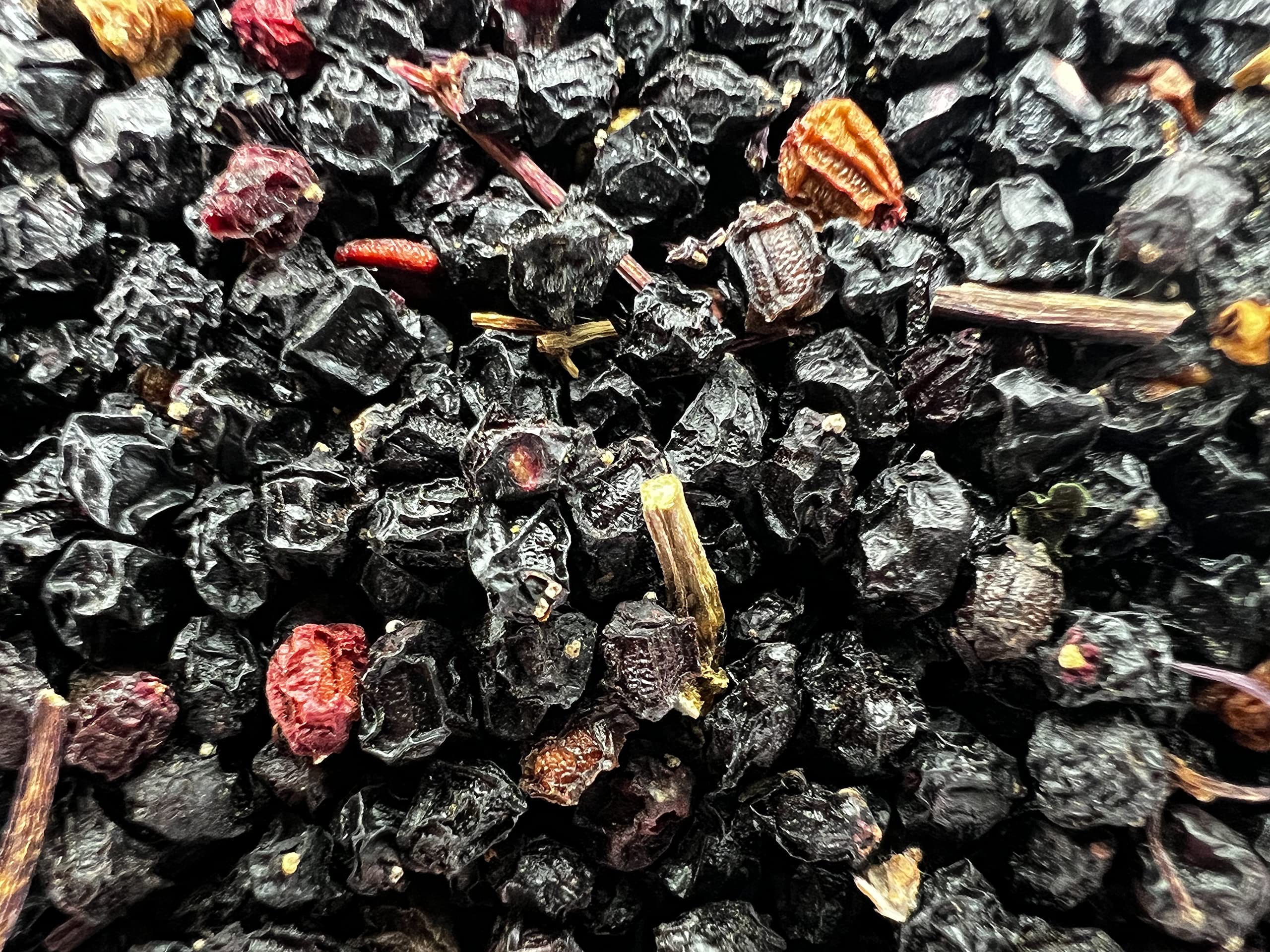 U.S. Wellness Naturals taza humeante de té de saúco lista para servir