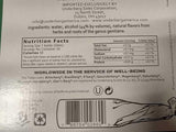 Underberg botella en mano lista para consumir tras la comida