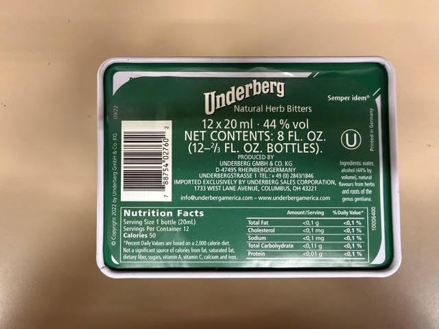 Underberg detalle del papel paja envoltorio que conserva frescura y autenticidad