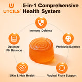 Utcils gomita en mano para comparación de tamaño y dosificación