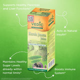 Vedic Juices vaso servido, demostrando consumo diario fácil