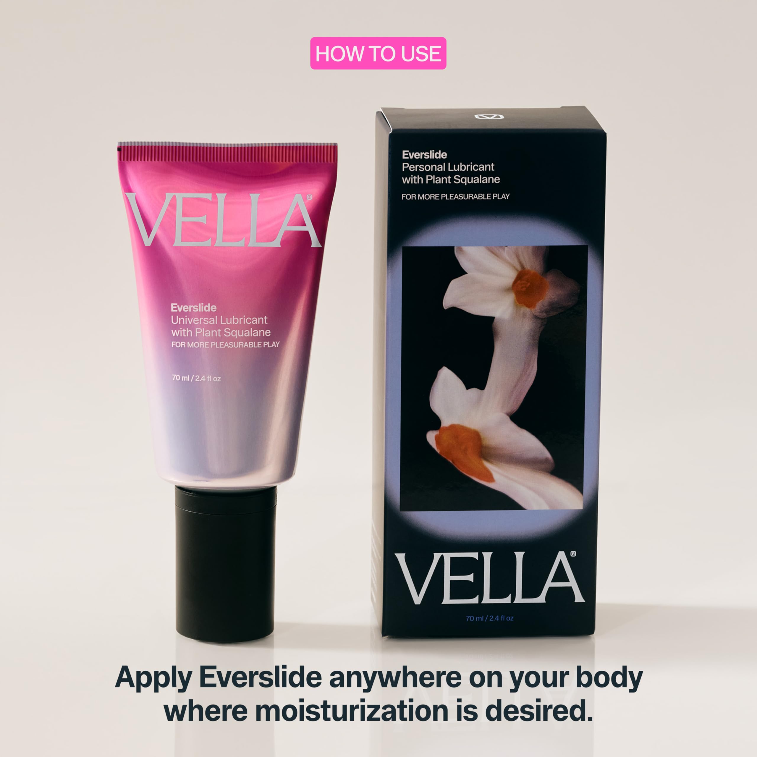 VELLA envase 70 ml junto a objetos para comparar tamaño
