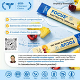 Venture Pal stick sobre escritorio junto a laptop y cuaderno, enfoque y productividad en el trabajo