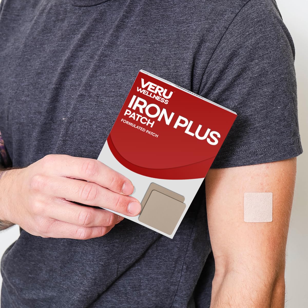 Veru Wellness parche en uso sobre el brazo para aplicación fácil y discreta
