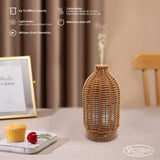VICTORIA AROMA difusor al lado de objetos para comparar su tamaño compacto