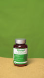 VIFADIMED caja abierta con hojas de planta indicando origen herbal