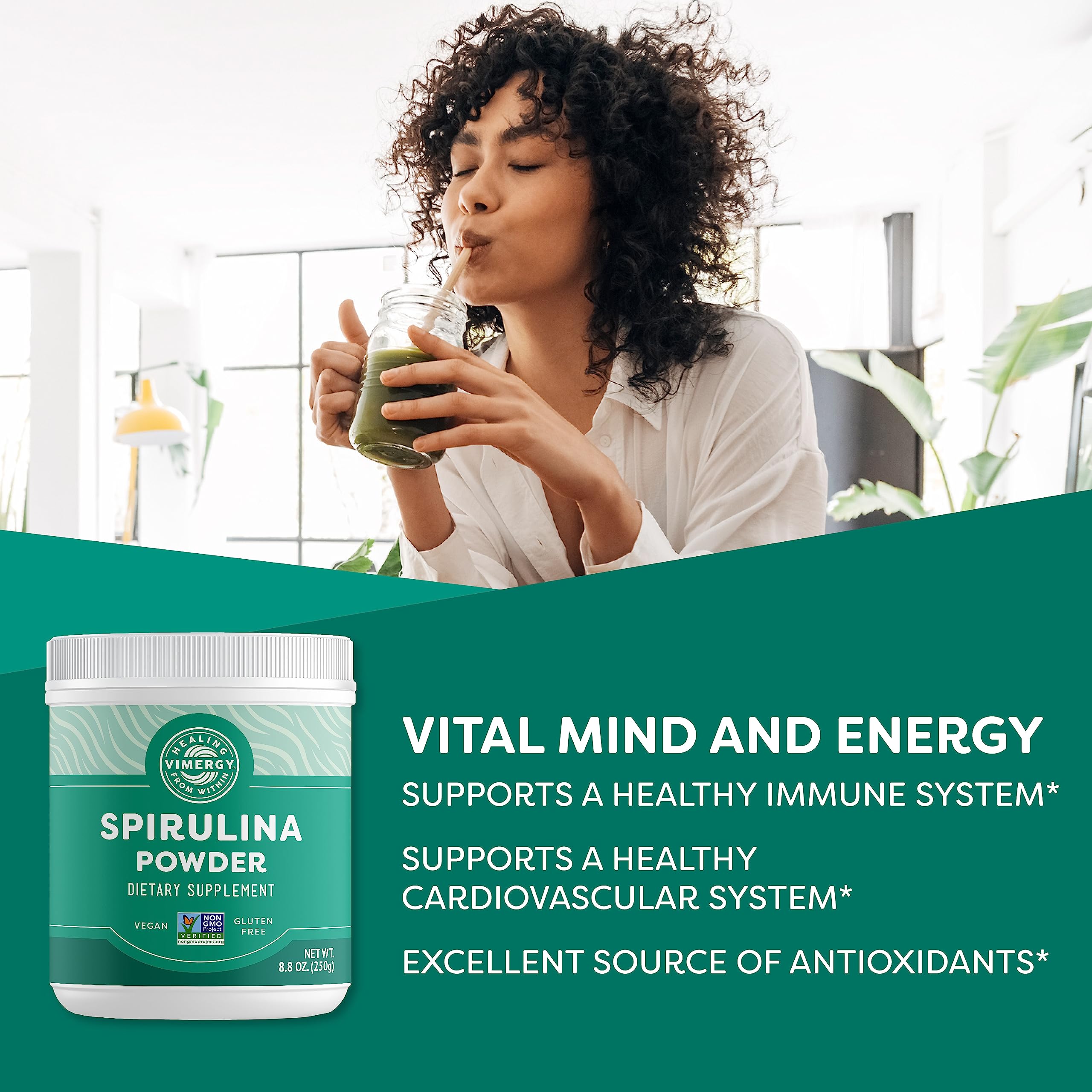 Vimergy spirulina textura del polvo en primer plano, visualiza la pureza y solubilidad